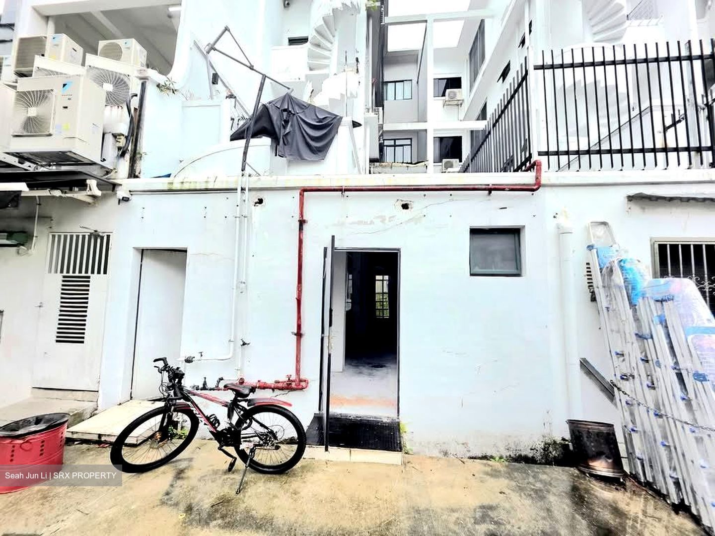 Outram Road (D3), Shop House #568020581